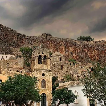 Monovasia Anopolis * Monemvasia