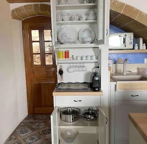 Monovasia Anopolis بيت للعطل